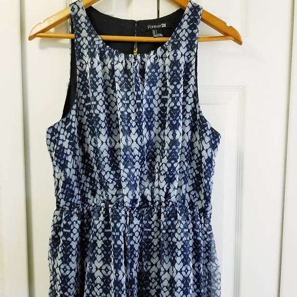 Beautiful, Blue Flowing, Hi Low Dress - Picture 2 of 5